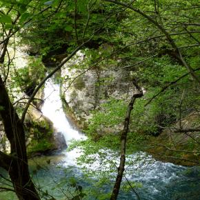 Nacimiento del Río Urederra, Baquedano, Navarra