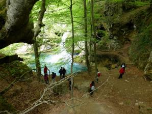 Nacimiento del Río Urederra, Baquedano, Navarra