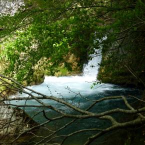 Nacimiento del Río Urederra, Baquedano, Navarra