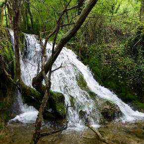 Nacimiento del Río Urederra, Baquedano, Navarra