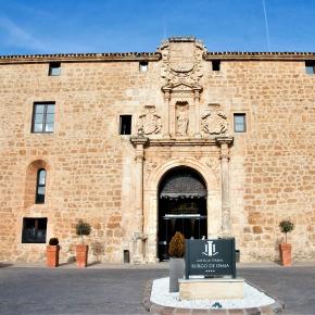 36 Hotel Castilla Termal. Antigua Universidad de Sta. Catalina