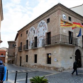 65 Ayuntamiento