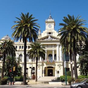 1093 Ayuntamiento