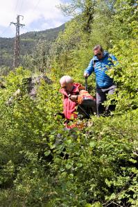 04