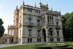 12 Museo de Bellas Artes. Calle Fray Francisco de Vitoria, 15