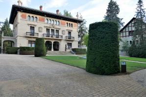 13 Palacio de Ajuria Enea