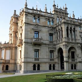 12 Museo de Bellas Artes. Calle Fray Francisco de Vitoria, 15