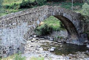 04 Puente de Canfranc sobre el río Aragón
