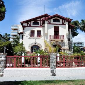 30 Villa Jacinta
