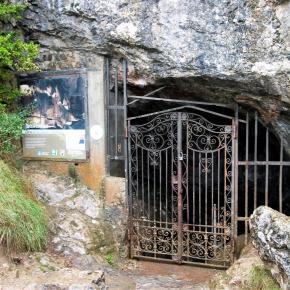 21 Cueva de las Güixas