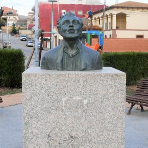 40 Busto de Miguel Fleta