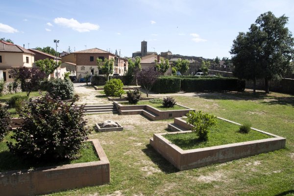 036 Jardín medieval